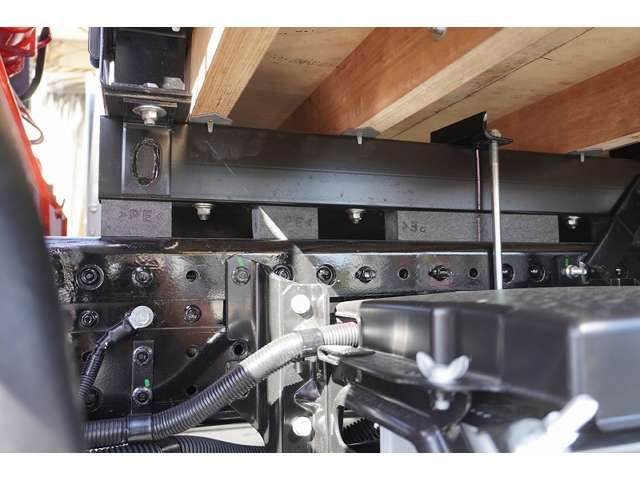 Mitsubishi CANTER 2023-08 23036-10