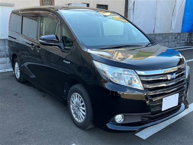 Toyota NOAH HYBRID 2014-03 193735-3