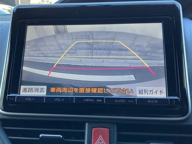 Toyota NOAH HYBRID 2014-03 193735-24