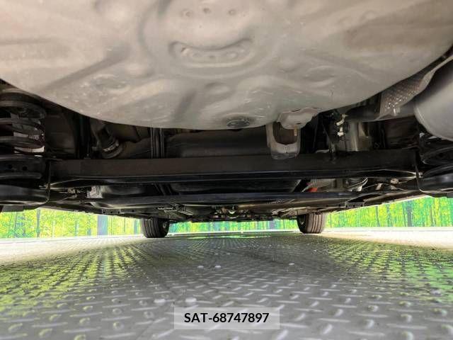 Toyota PRIUS 2011-10 385609-19