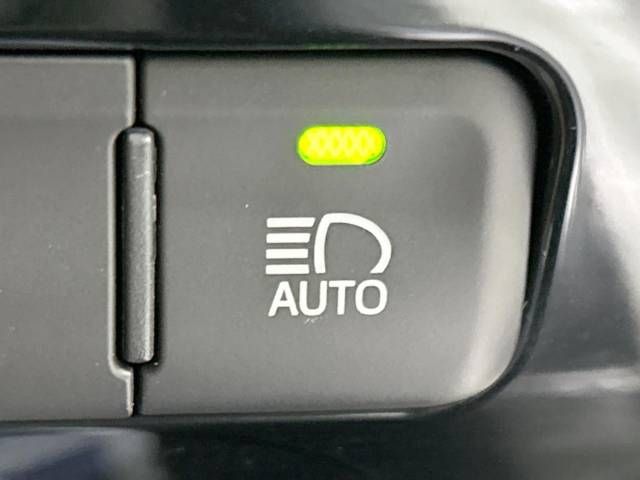 Toyota PRIUS 2016-02 191449-5