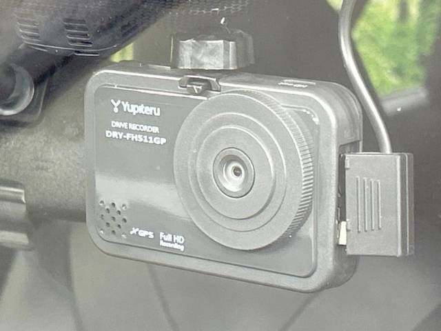 Toyota PRIUS 2016-02 191449-7