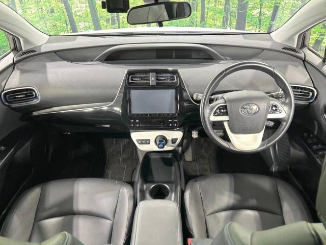 Toyota PRIUS 2016-02 191449-1