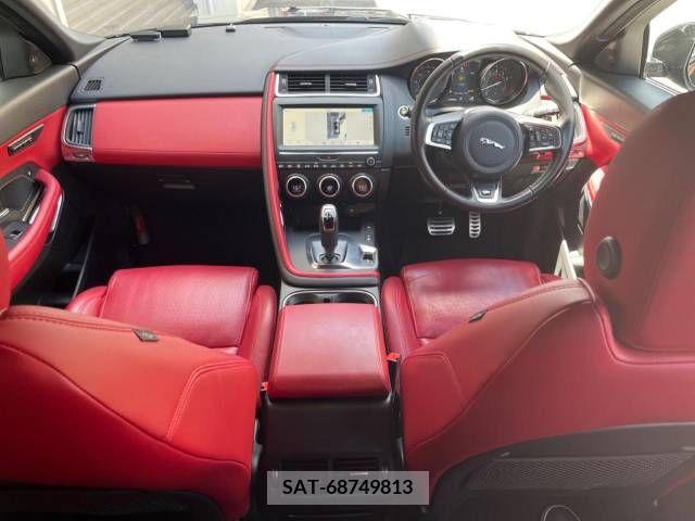 Jaguar E-PACE 2019-07 315796-1