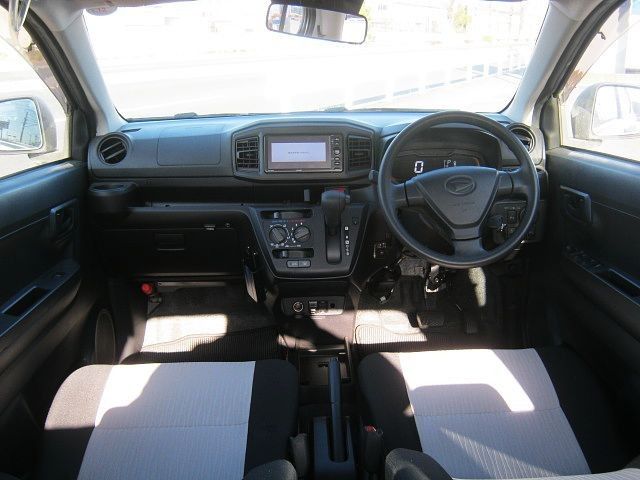 Daihatsu MIRA ES 2017-12 188214-1