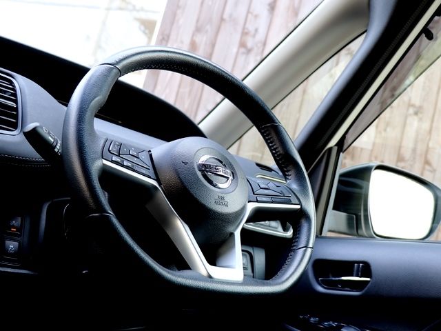 Nissan SERENA 2016-09 1460-13