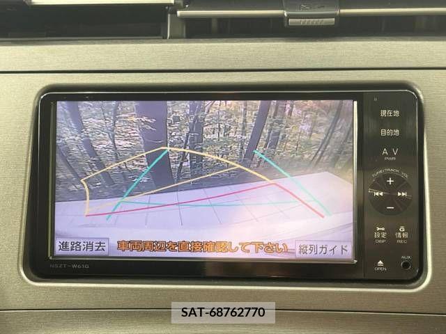 Toyota PRIUS 2012-06 255932-4