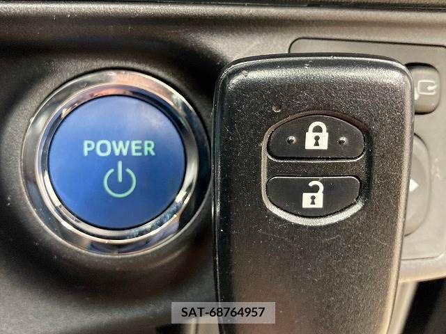 Toyota AQUA 2019-05 314076-11