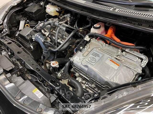Toyota AQUA 2019-05 314076-17