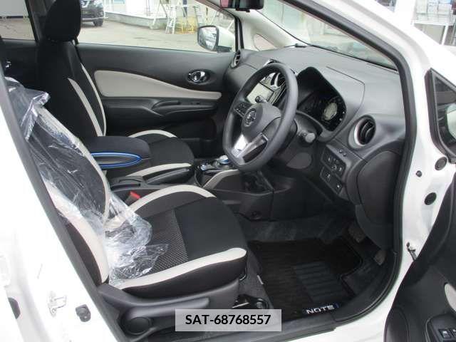Nissan NOTE 2020-09 349333-11