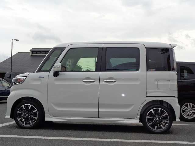 Suzuki SPACIA 2023-09 17623-17