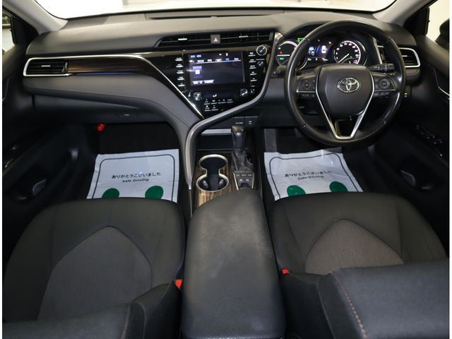 Toyota CAMRY HYBRID 2018-03 187935-20