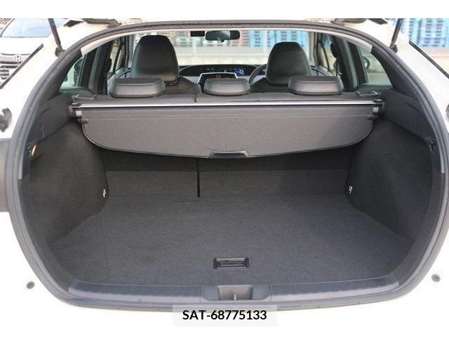 Toyota PRIUS 2019-07 228404-12
