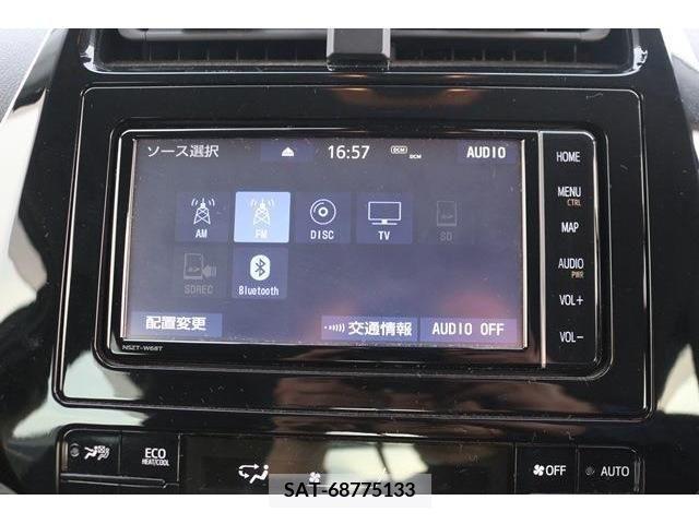 Toyota PRIUS 2019-07 228404-3