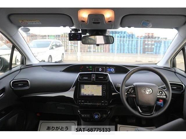 Toyota PRIUS 2019-07 228404-15