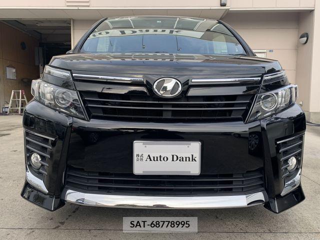 Toyota VOXY 2015-02 214355-19