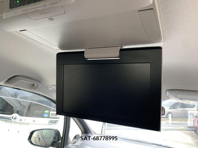 Toyota VOXY 2015-02 214355-12