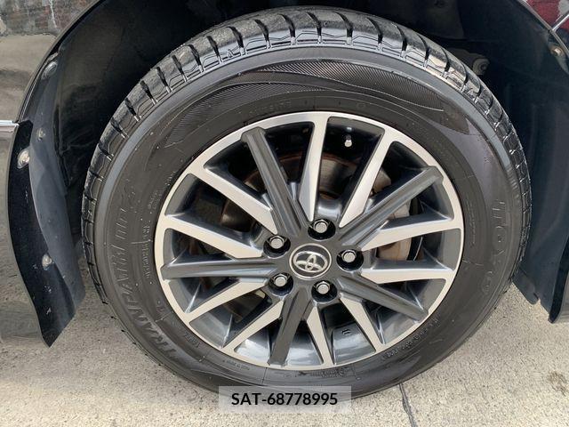 Toyota VOXY 2015-02 214355-16