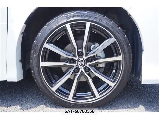 Toyota NOAH 2017-09 354971-17