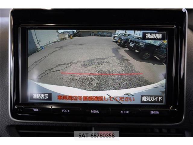 Toyota NOAH 2017-09 354971-8