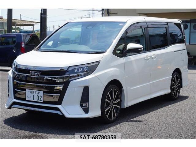 Toyota NOAH 2017-09 354971-0