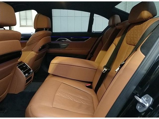 Bmw 7 SERIES 2017-10 7182-27