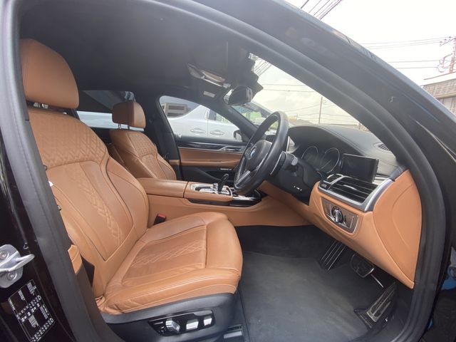 Bmw 7 SERIES 2017-10 7182-3