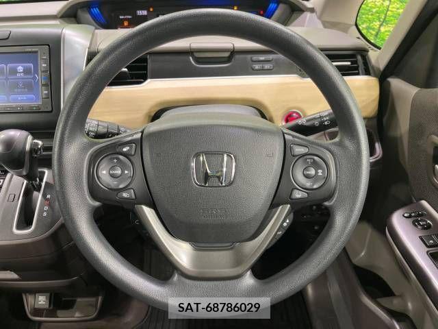Honda FREED 2017-12 302914-9