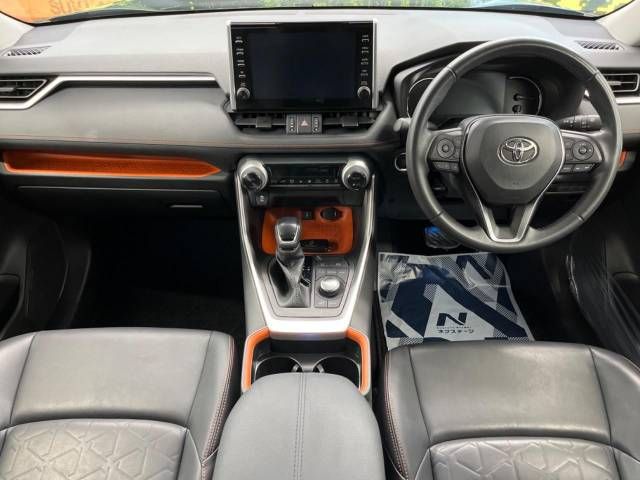 Toyota RAV4 2020-09 4225-1
