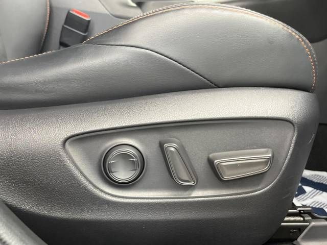 Toyota RAV4 2020-09 4225-7