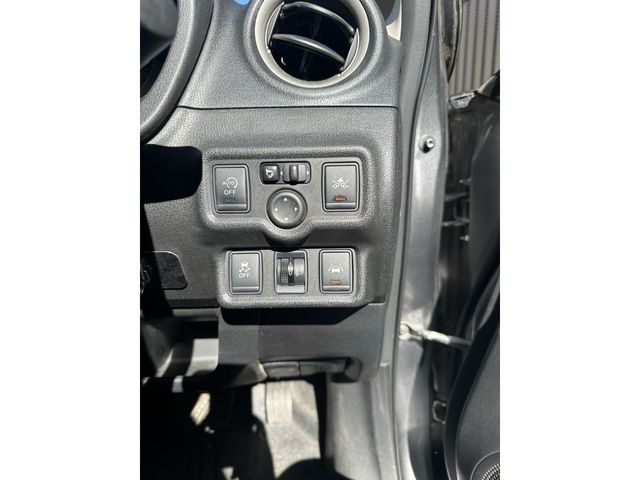 Nissan NOTE 2014-07 10216-3
