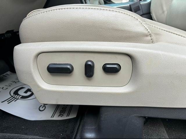 Ford EXPLORER 2012-10 180561-11