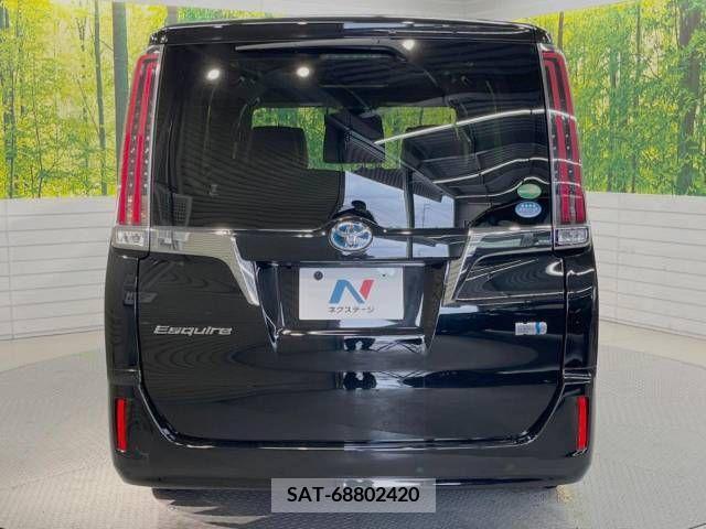 Toyota ESQUIRE 2017-07 268604-16