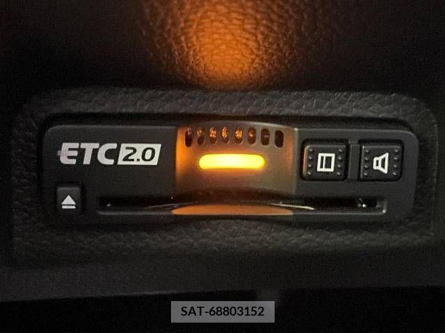 Honda VEZEL 2022-05 217738-6