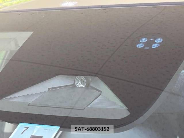 Honda VEZEL 2022-05 217738-3