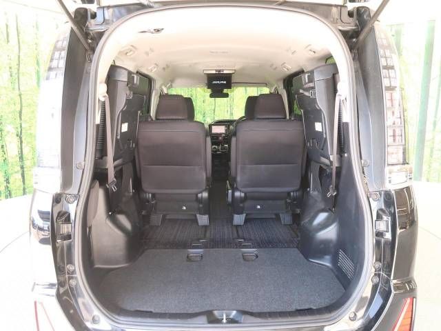 Toyota VOXY 2016-11 12941-11