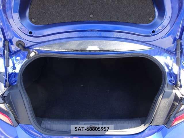 Subaru BRZ 2021-10 263264-8