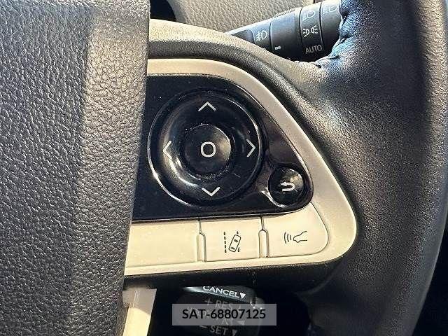 Toyota PRIUS 2016-01 218940-6