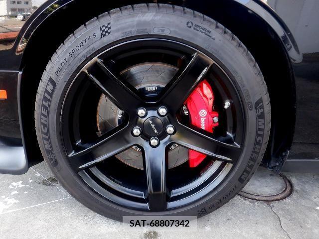 Dodge CHALLENGER 2018-06 352790-6