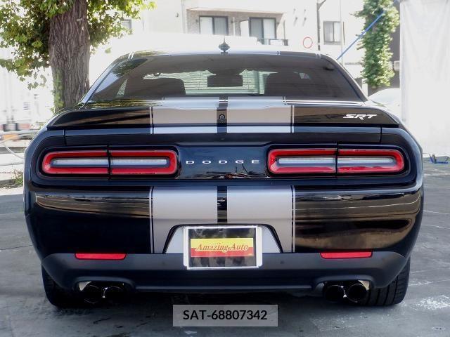 Dodge CHALLENGER 2018-06 352790-3