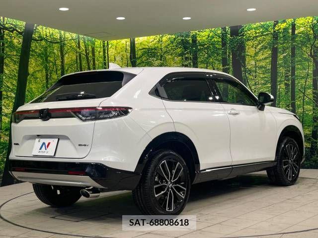 Honda VEZEL 2022-11 382263-17