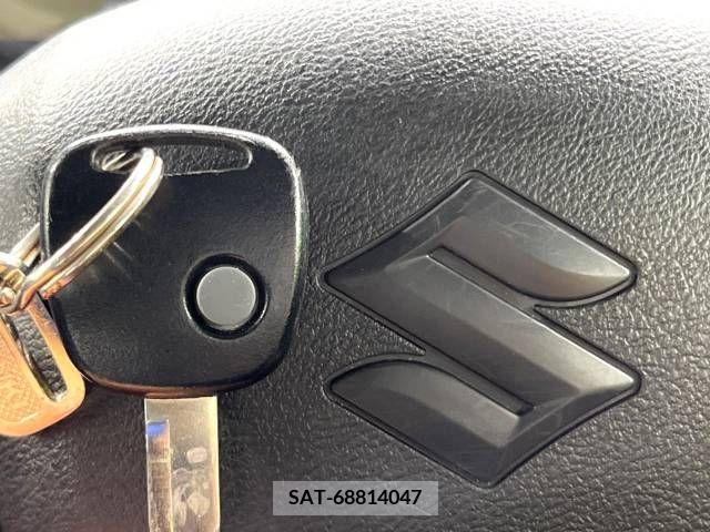Suzuki ALTO 2019-05 355764-7