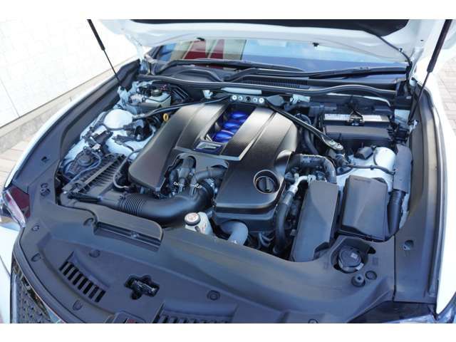Lexus RC F 2018-08 15461-9