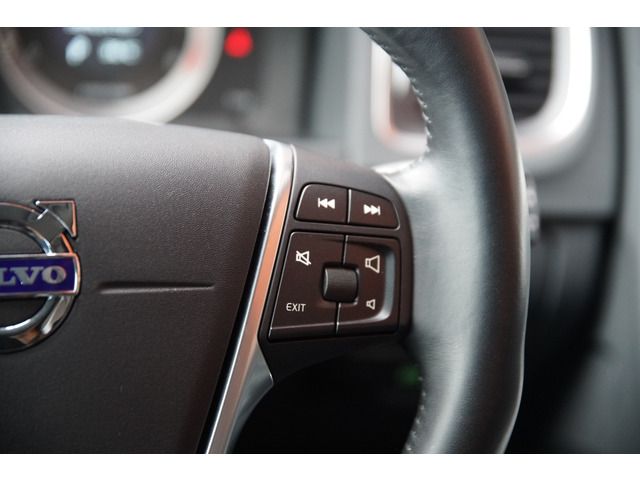 Volvo V60 2013-09 8625-14