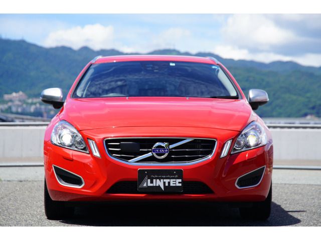 Volvo V60 2013-09 8625-1