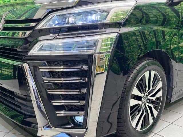 Toyota VELLFIRE 2019-04 185138-13