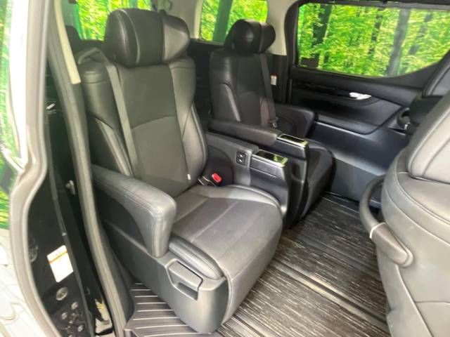 Toyota VELLFIRE 2019-04 185138-9