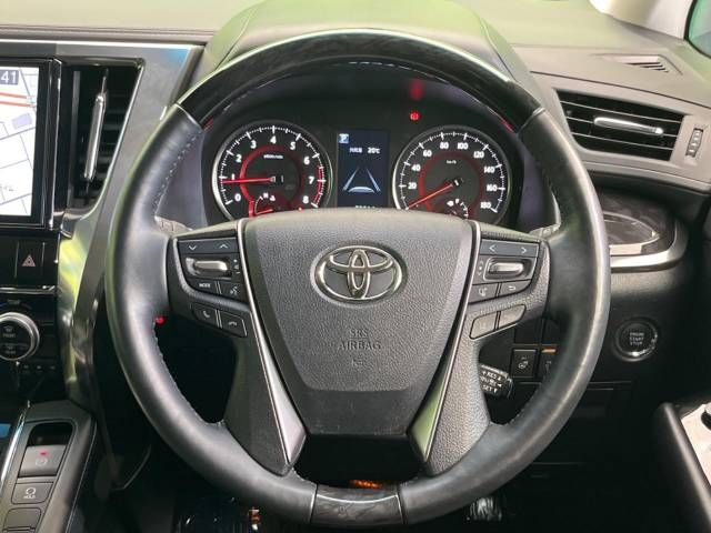 Toyota VELLFIRE 2019-04 185138-12