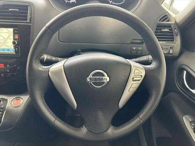 Nissan SERENA 2012-09 191477-26