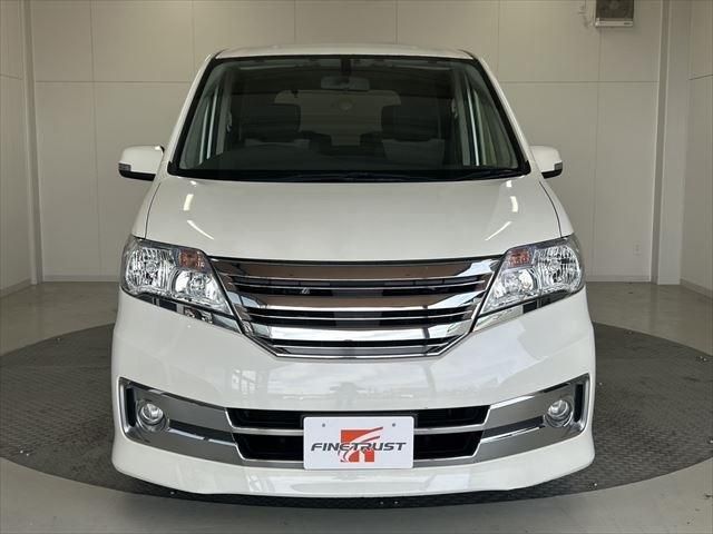 Nissan SERENA 2012-09 191477-1